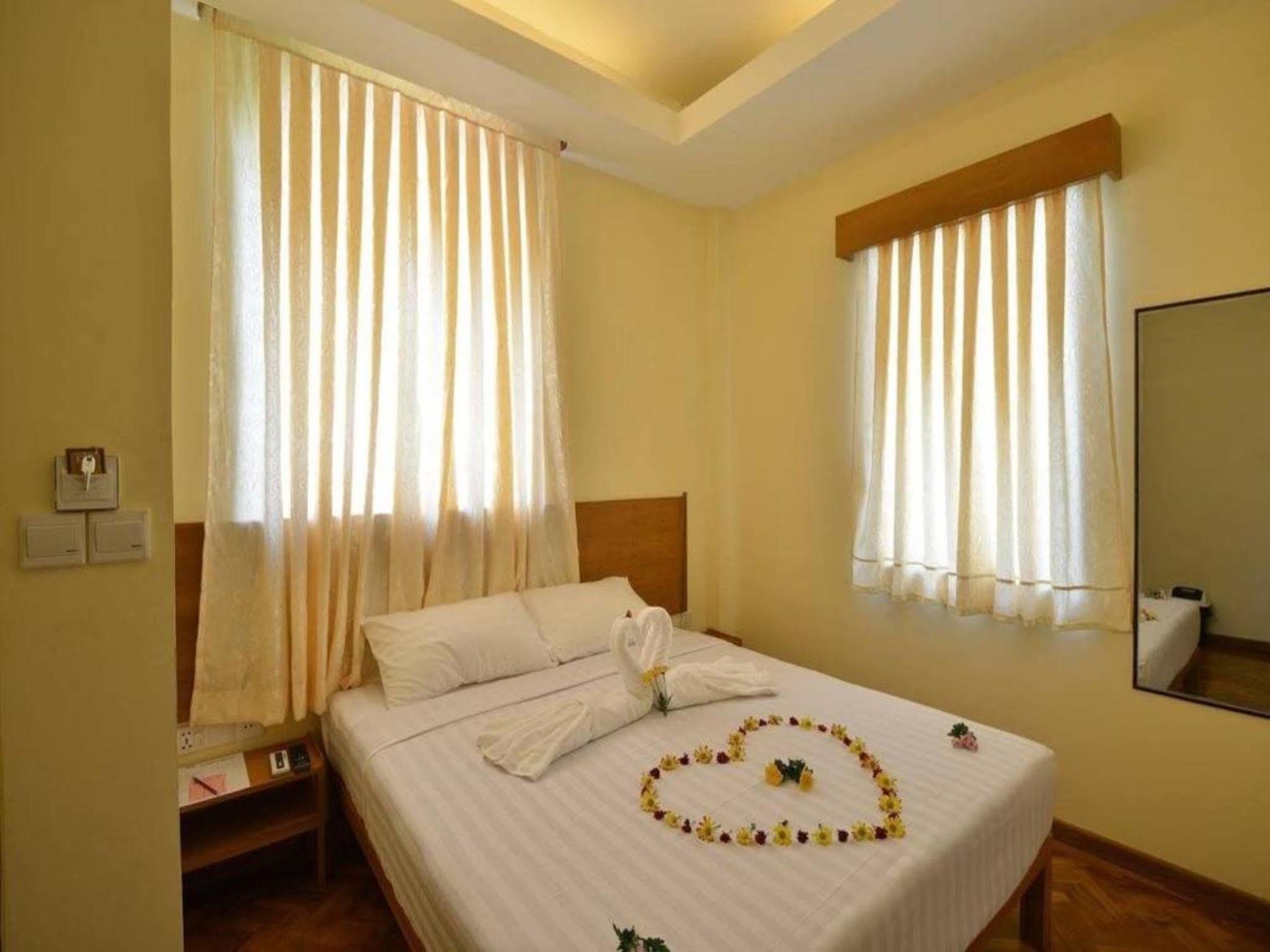 Northern Breeze Hotel Bagan Exterior foto