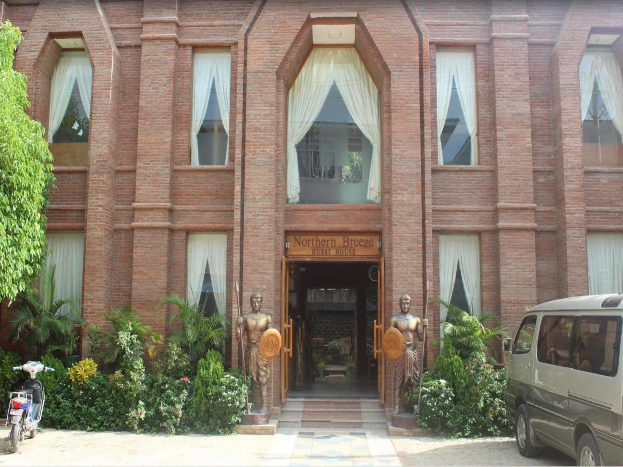 Northern Breeze Hotel Bagan Exterior foto