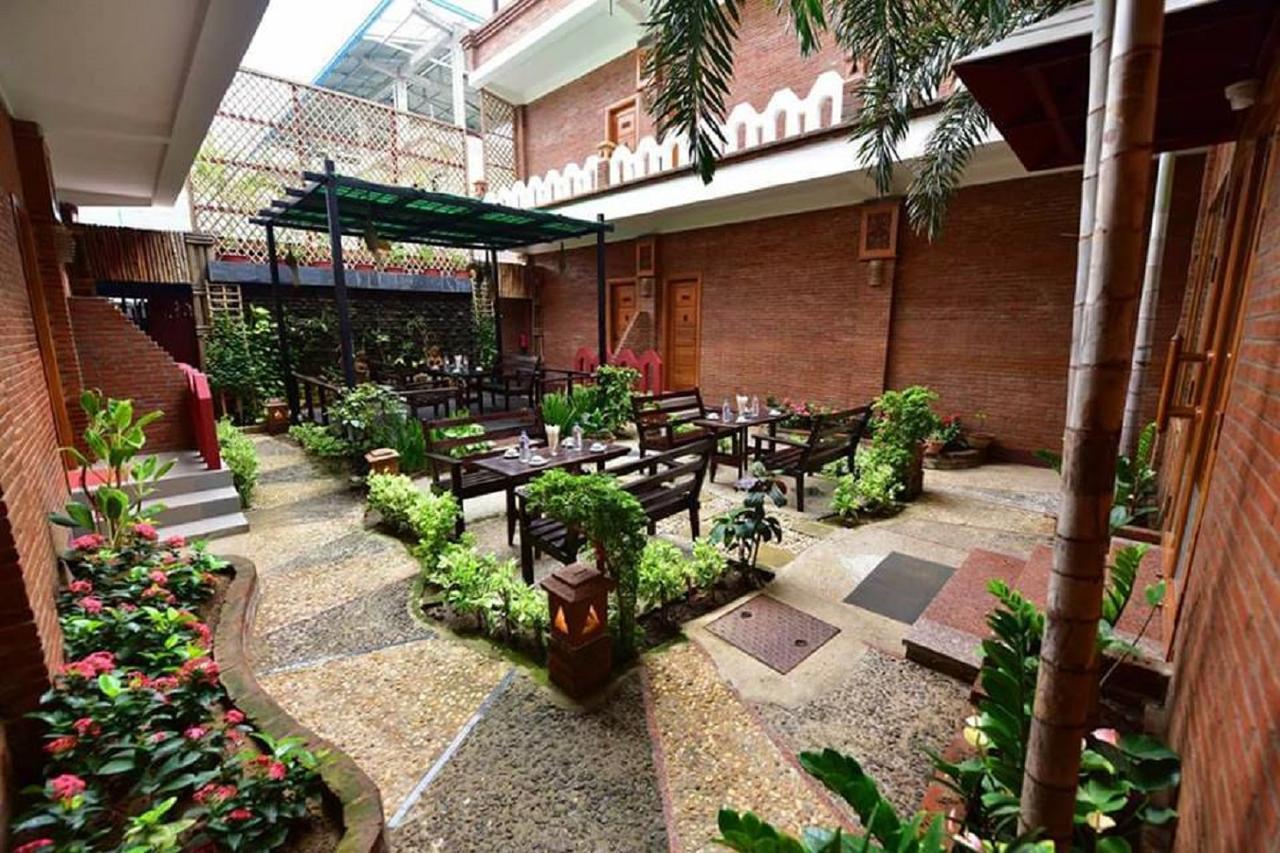 Northern Breeze Hotel Bagan Exterior foto